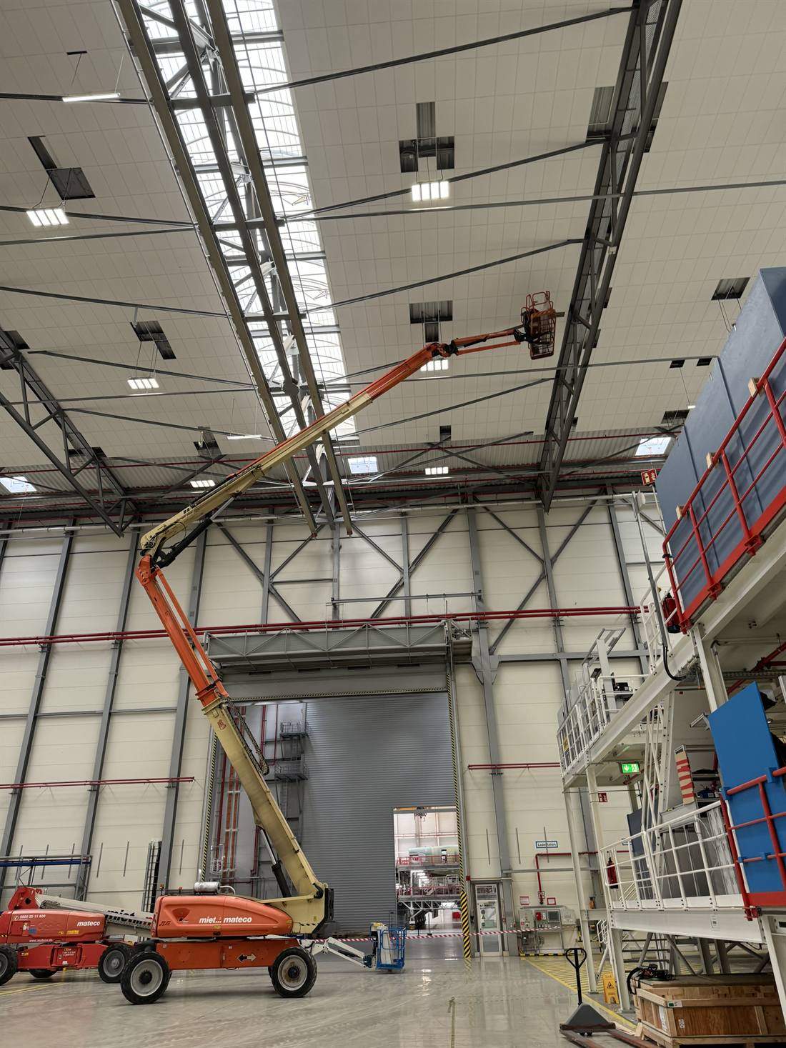 Industrial systems: Switchgear logistics centre, Halberstadt 2025